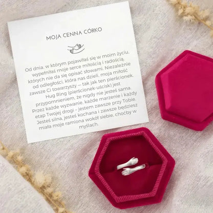 Moja cenna córka – Pierścionek-uścisk